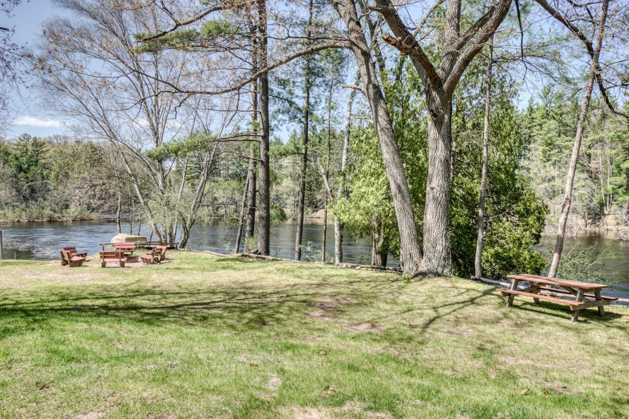 Edgewater Resort Iron Mountain Zewnętrze zdjęcie